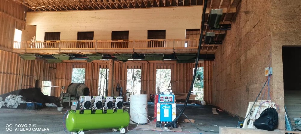 聚氨酯噴涂機(jī)怎么選擇